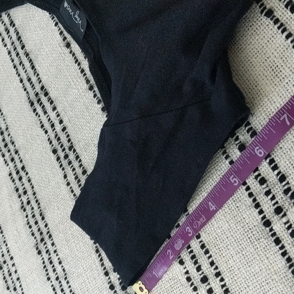 Babydoll Black Short-Sleeve Stretch Flare Dress - Picture 7 of 11